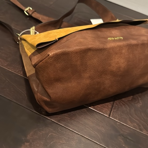 Steve Madden Brown and Tan Shoulder Bag NWT - Picture 7 of 16
